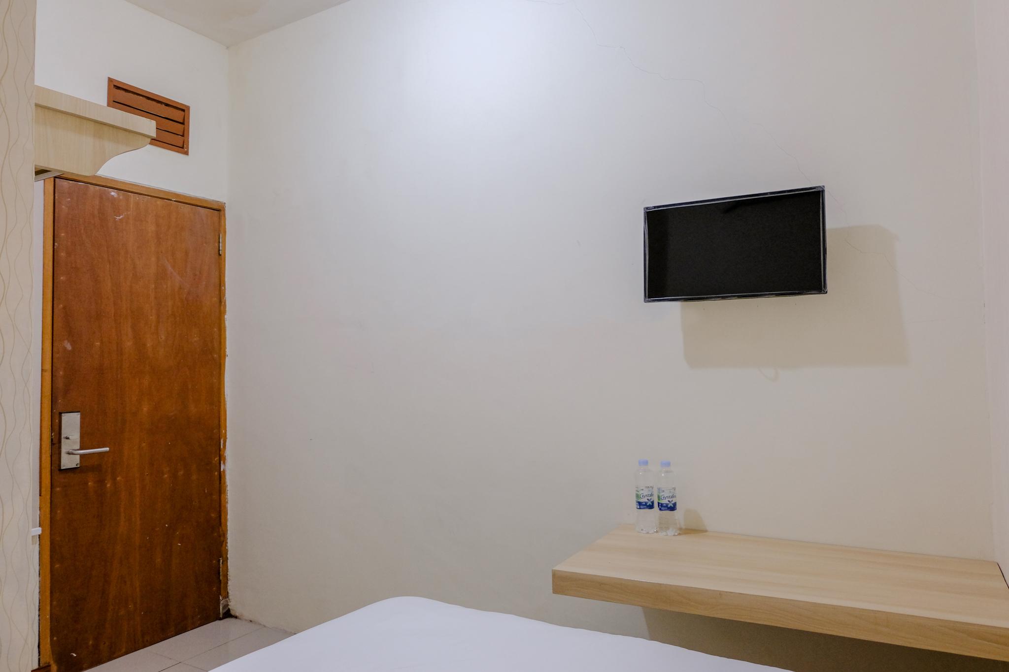 Reddoorz Near Flyover Arjosari 말랑 외부 사진