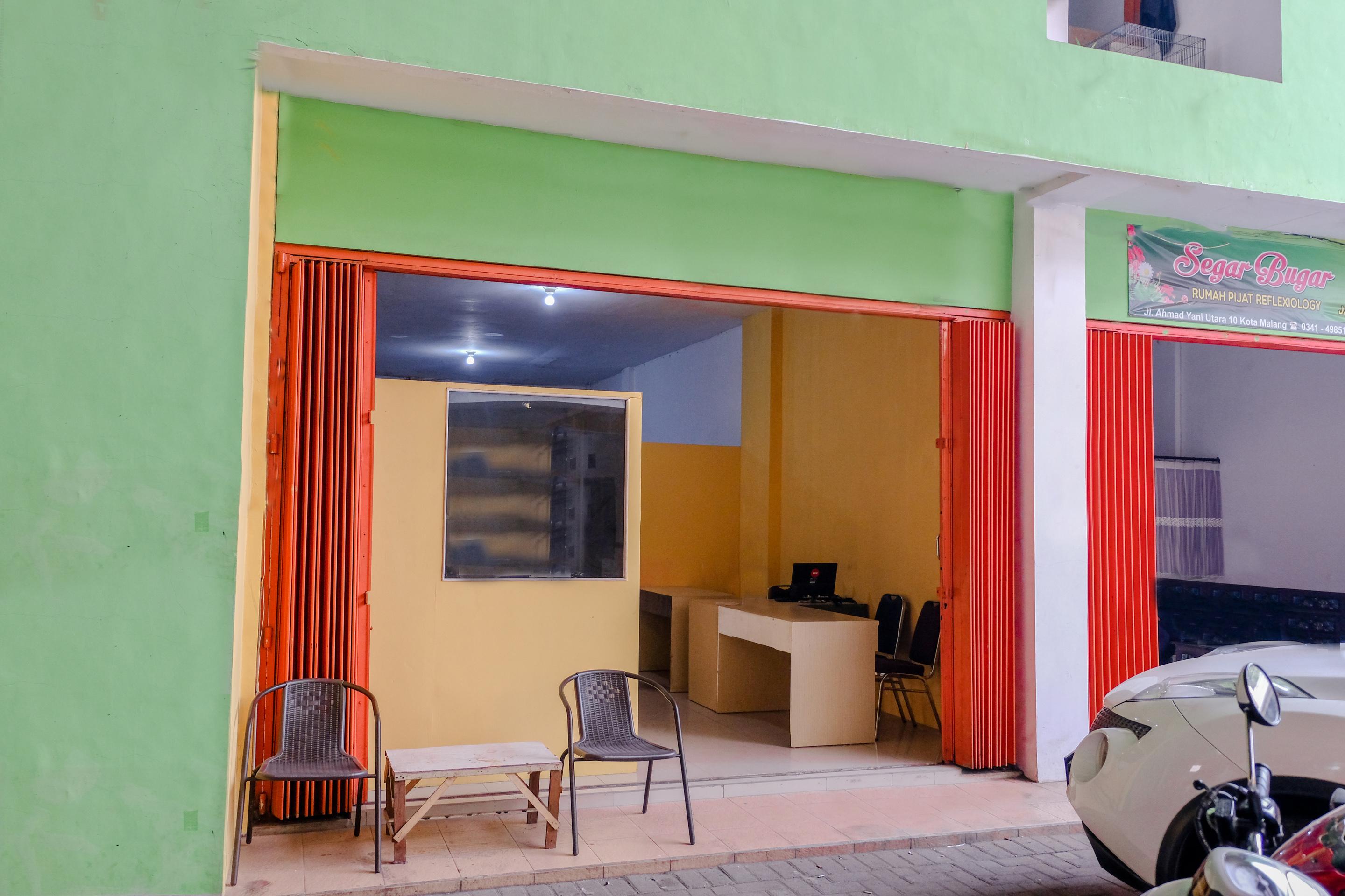 Reddoorz Near Flyover Arjosari 말랑 외부 사진