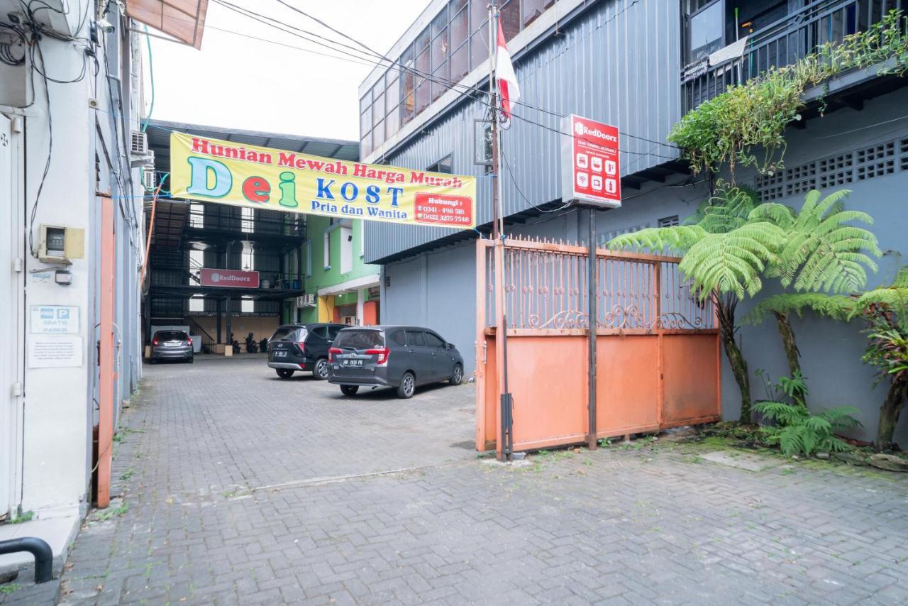 Reddoorz Near Flyover Arjosari 말랑 외부 사진